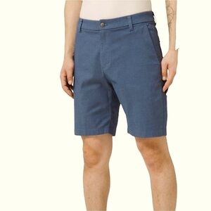 Lululemon Oxford Shorts 11" Blue Chambray Sz 34 Flat Front Bermuda Active Golf